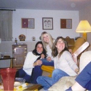 Meet your Posher, April